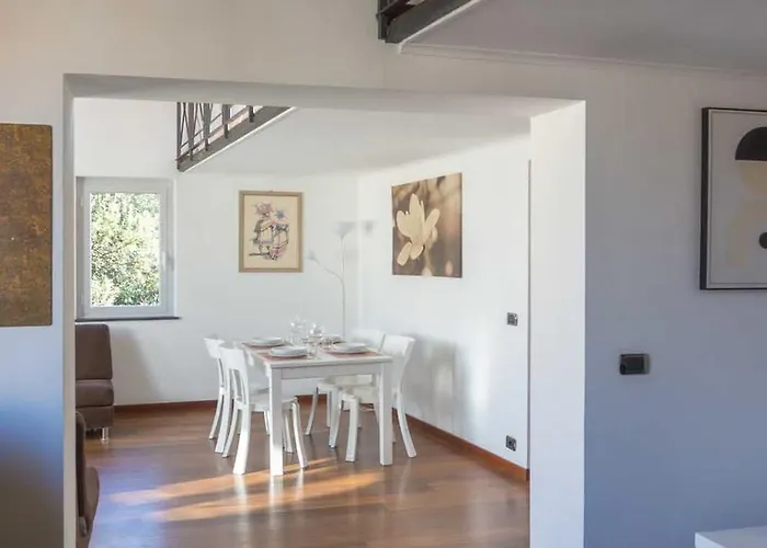 Apartment Lusso E Panorama Senza Paragoni, Loft Trastevere *
