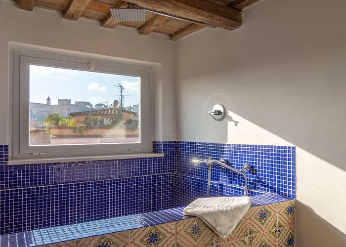 Apartment Lusso E Panorama Senza Paragoni, Loft Trastevere Rom