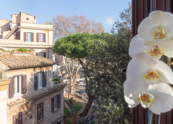 Apartment Lusso E Panorama Senza Paragoni, Loft Trastevere Rom